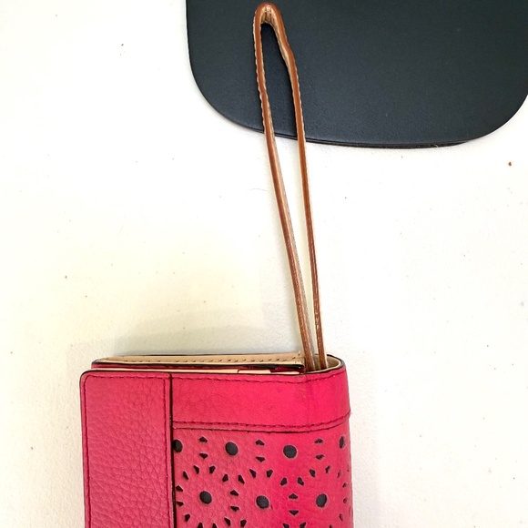 Kate Spade Wallet Bright Rose - Picture 8 of 13